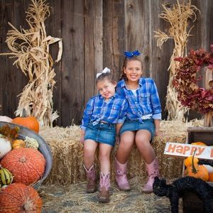 Meet your Posher, Annie